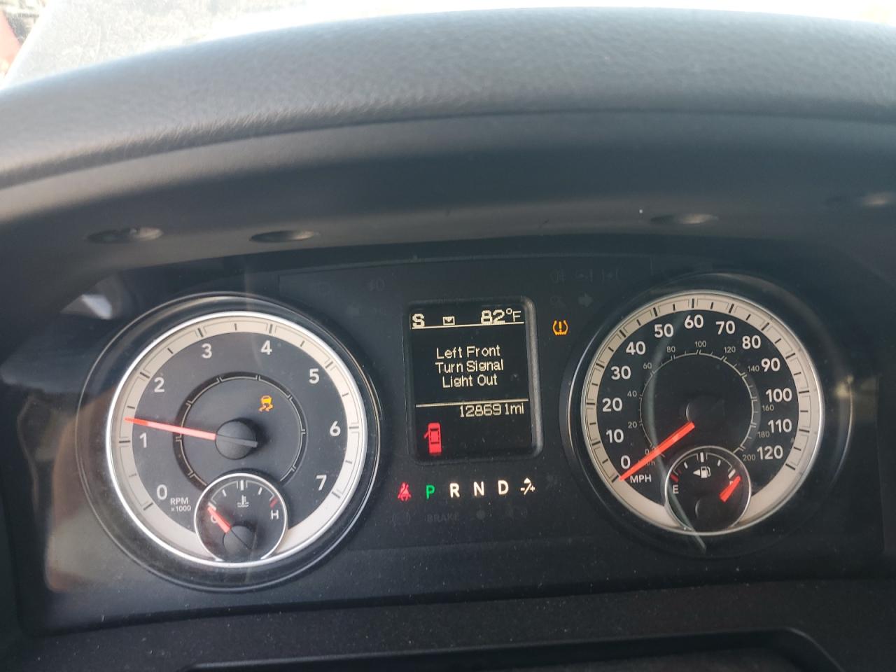 2016 Ram 1500 St VIN: 3C6RR7KT7GG182418 Lot: 80436275