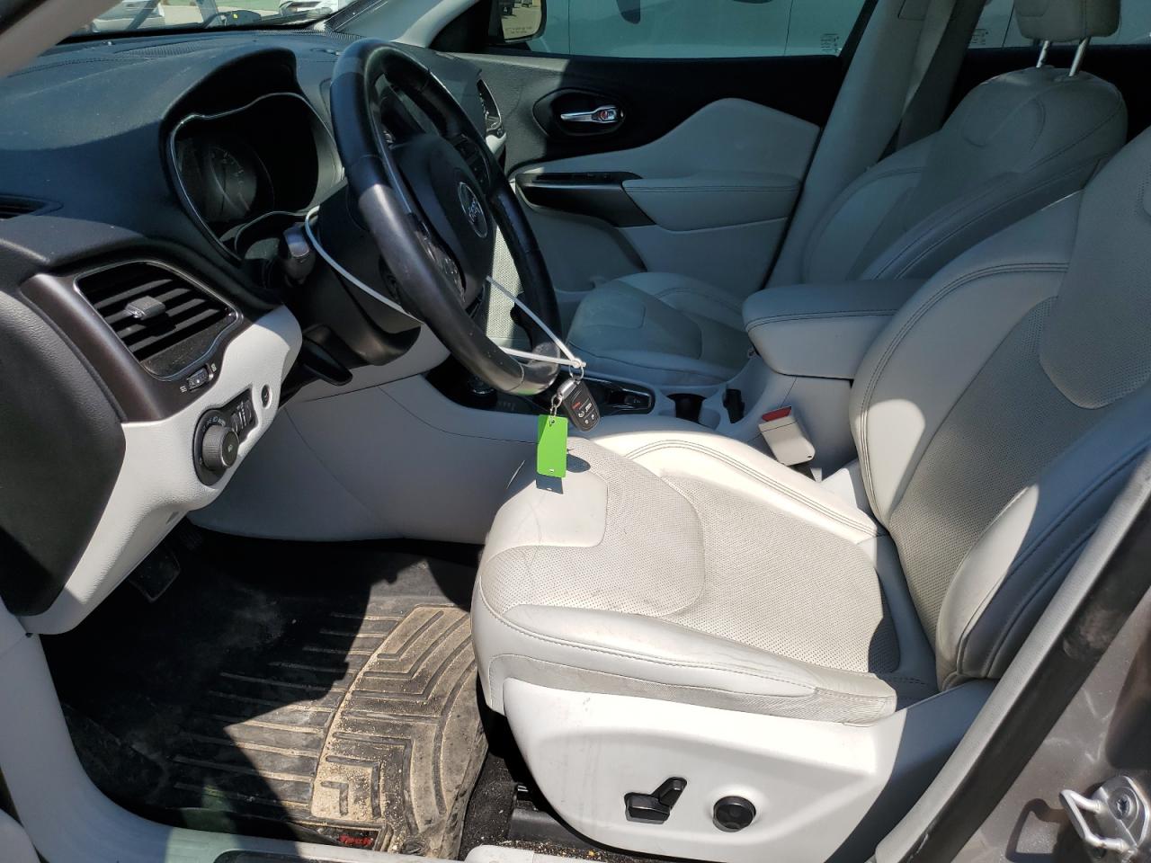 2019 Jeep Cherokee Limited VIN: 1C4PJMDNXKD299484 Lot: 70094705