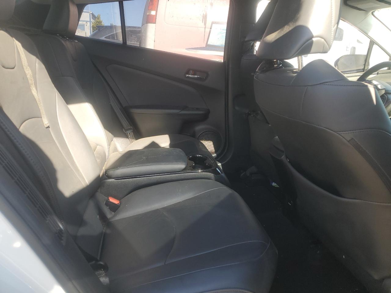 2018 Toyota Prius Prime VIN: JTDKARFP6J3096747 Lot: 71845485