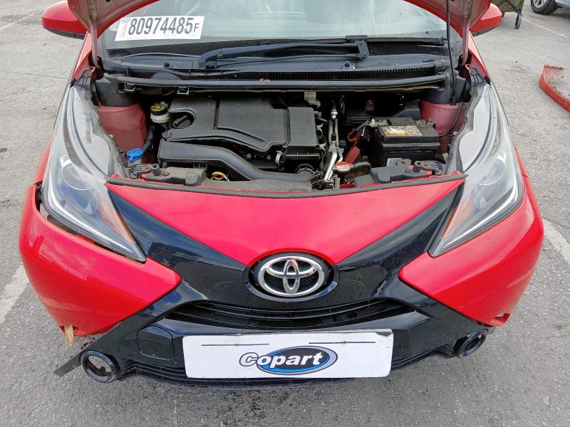2016 TOYOTA AYGO X-PLAY VVT-I 
