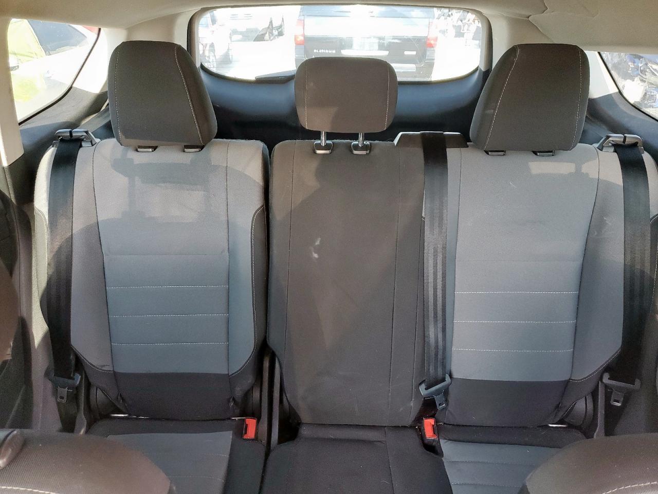 2017 Ford Escape S VIN: 1FMCU0F76HUB52421 Lot: 81324385