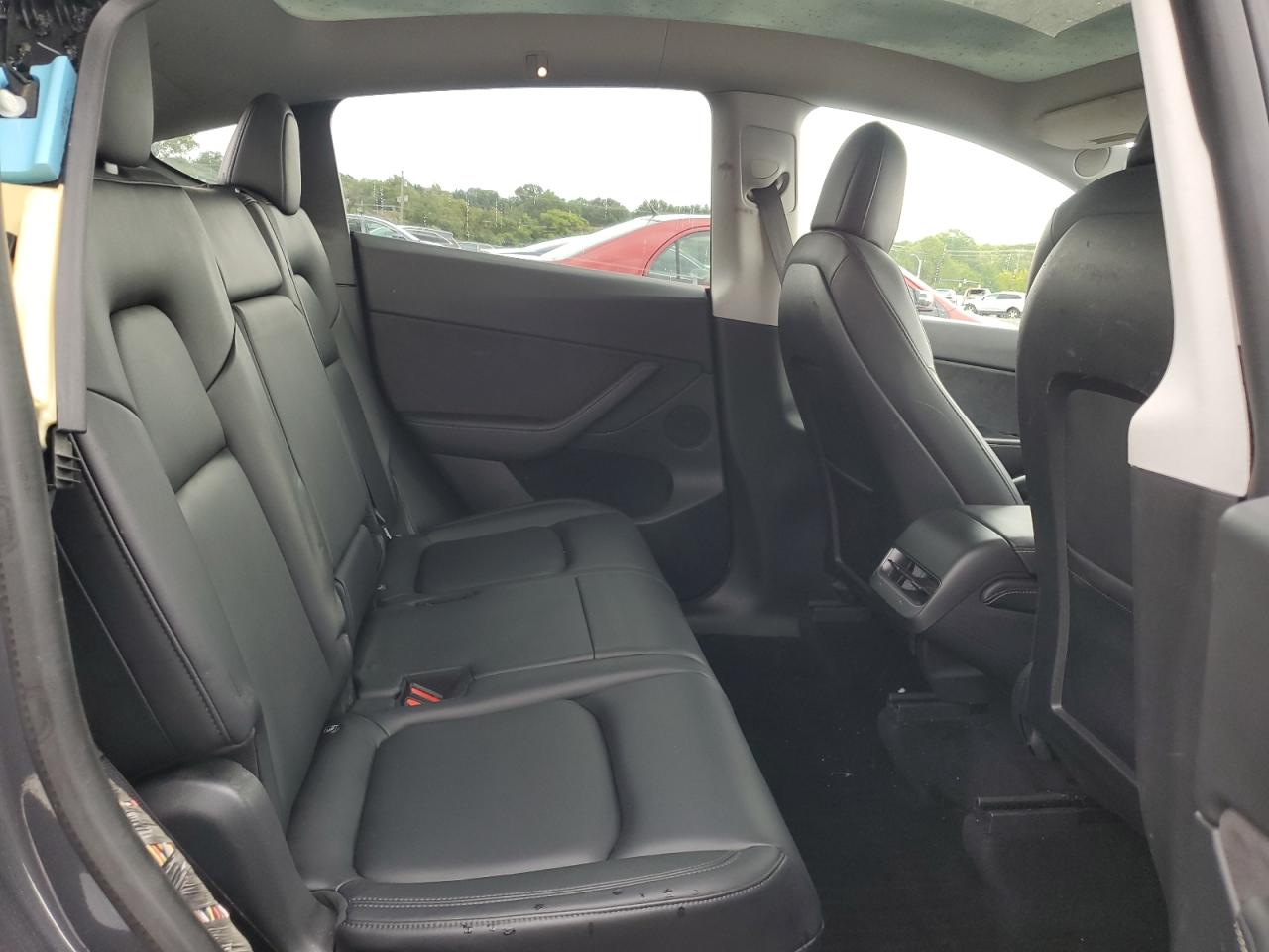 2021 Tesla Model Y VIN: 5YJYGAEEXMF136734 Lot: 71866515