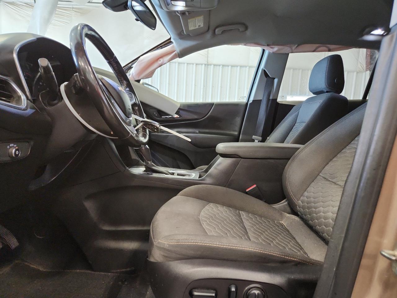 2018 Chevrolet Equinox Lt VIN: 2GNAXJEV5J6260677 Lot: 71305615