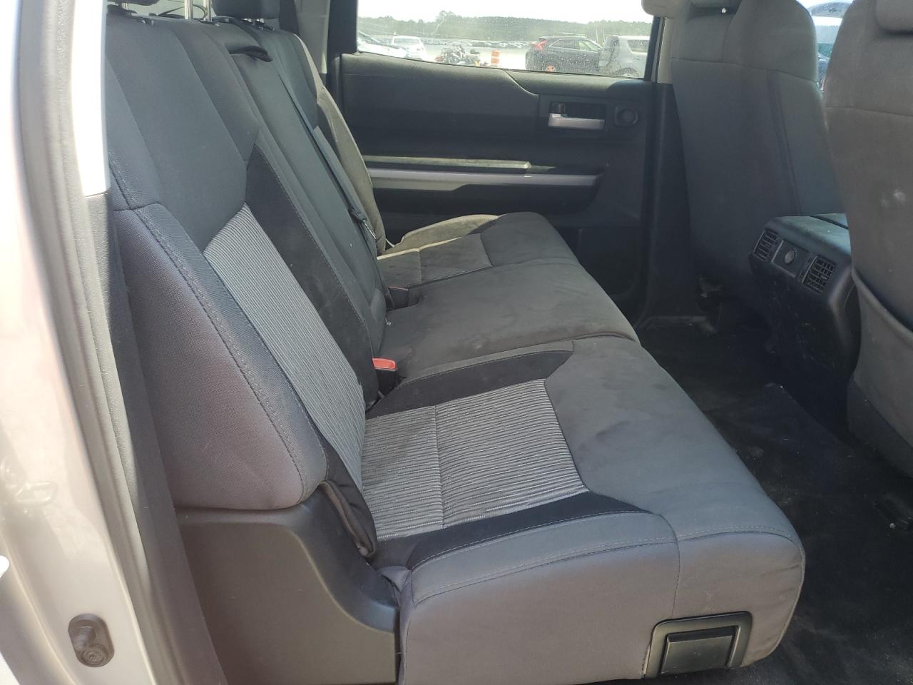 2016 Toyota Tundra Crewmax Sr5 VIN: 5TFDW5F17GX574321 Lot: 80570655