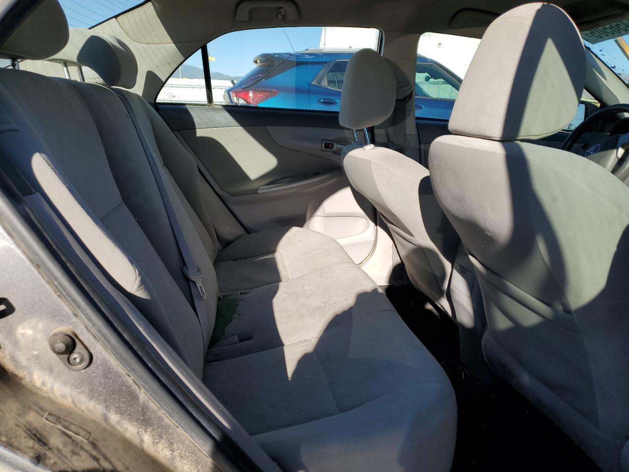 2010 Toyota Corolla Base VIN: 2T1BU4EE8AC244222 Lot: 84456505