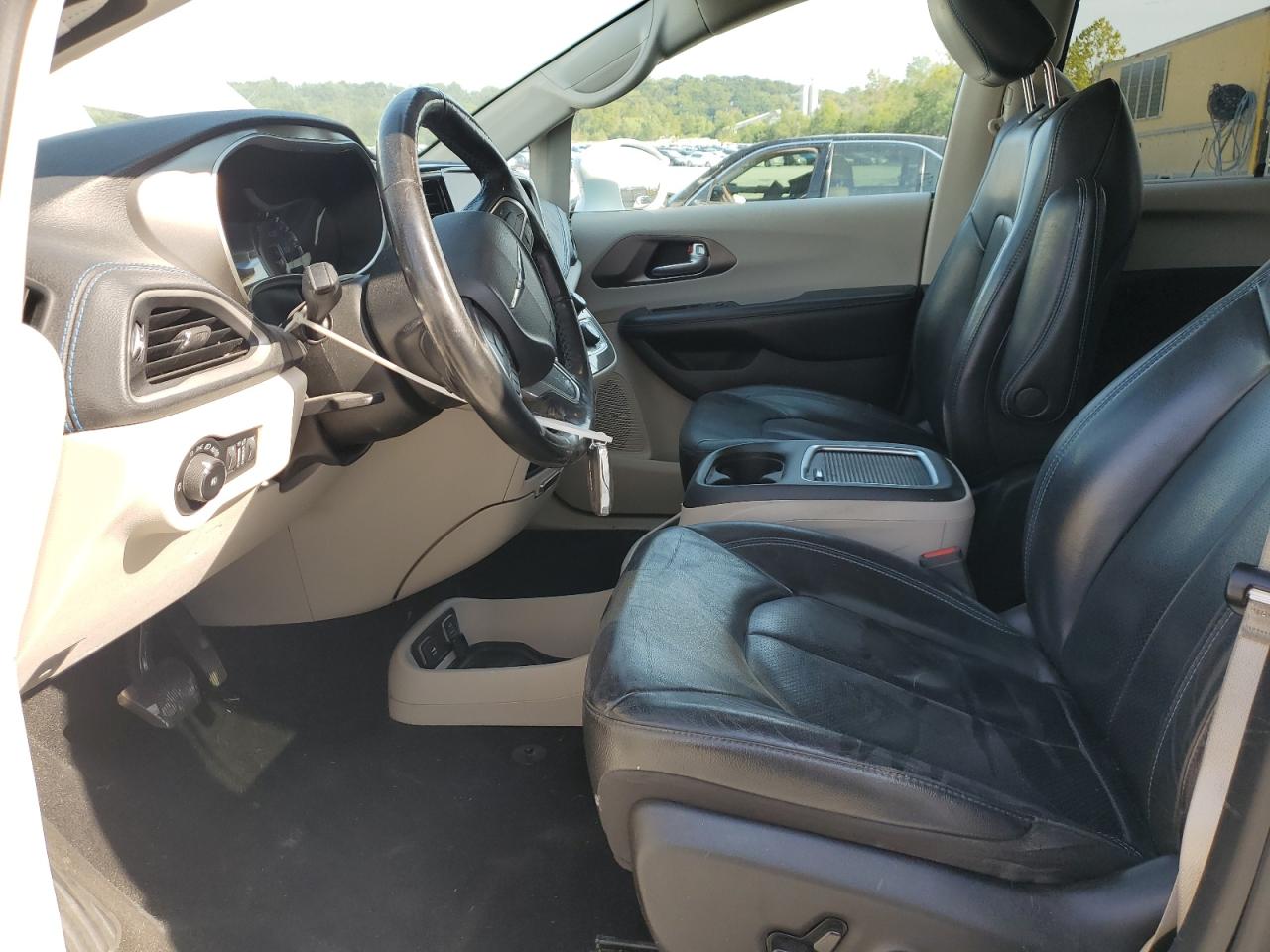 2021 Chrysler Pacifica Touring L VIN: 2C4RC1BG5MR547582 Lot: 80357205