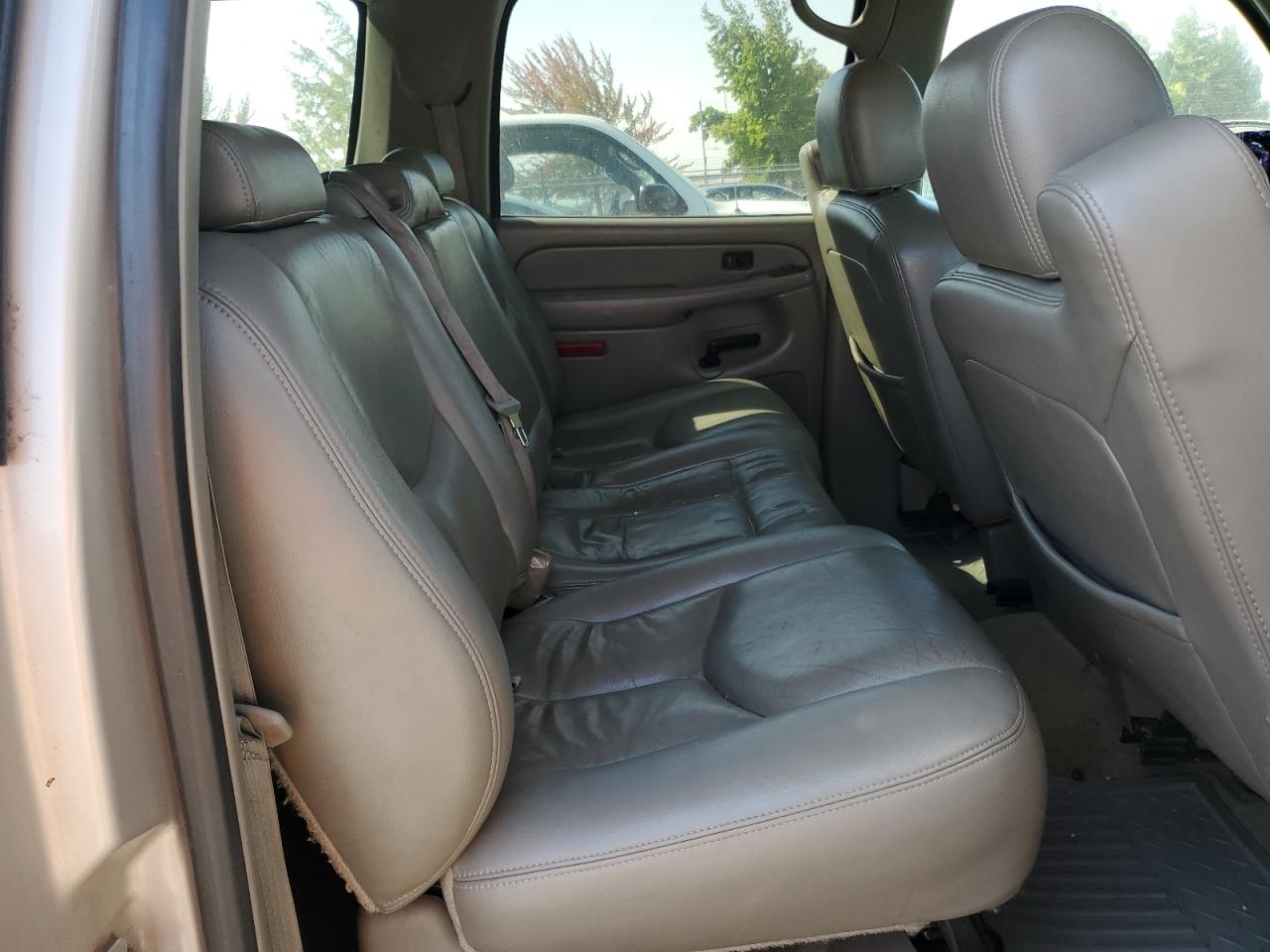 2005 Chevrolet Suburban K1500 VIN: 3GNFK16Z25G283303 Lot: 81325185