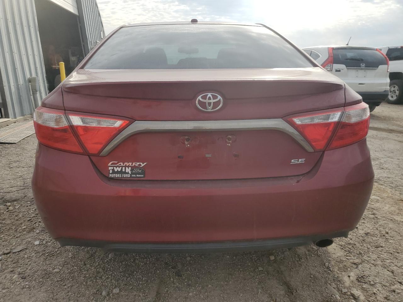 2015 Toyota Camry Le VIN: 4T1BF1FK8FU891223 Lot: 81823995