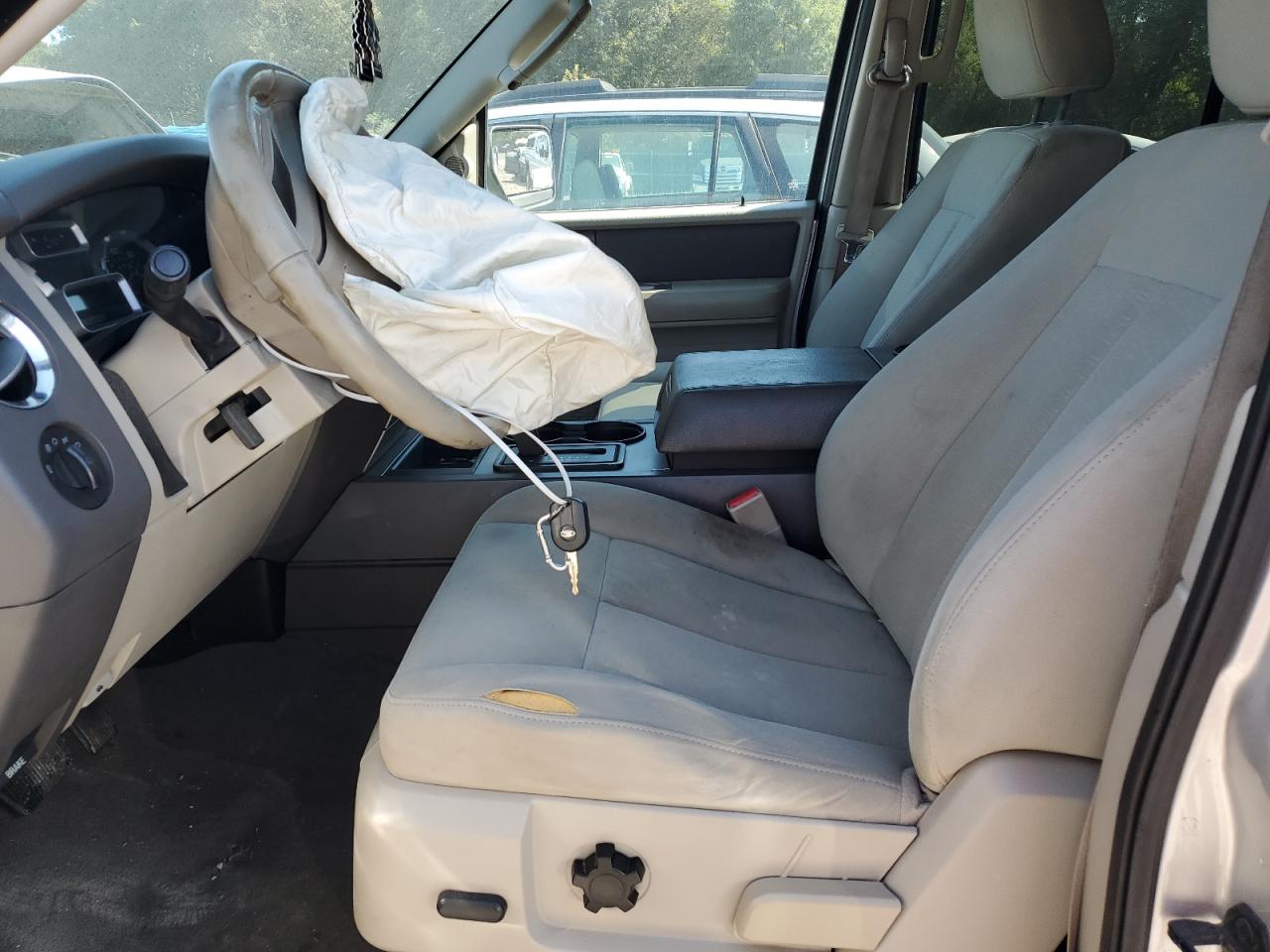 2010 Ford Expedition Xlt VIN: 1FMJU1F57AEA88269 Lot: 80178725