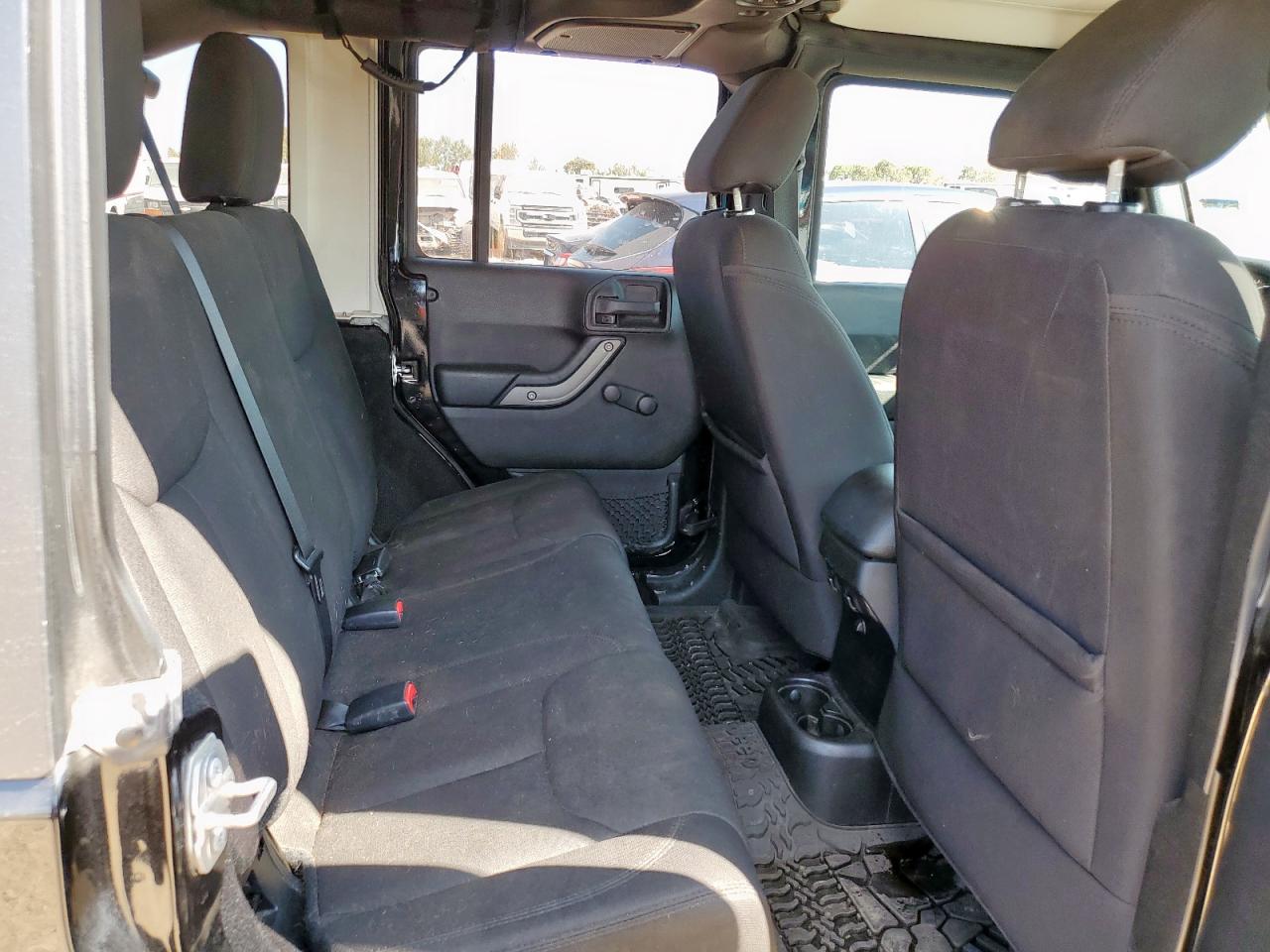 2016 Jeep Wrangler Unlimited Sport VIN: 1C4BJWDG7GL229042 Lot: 81566825