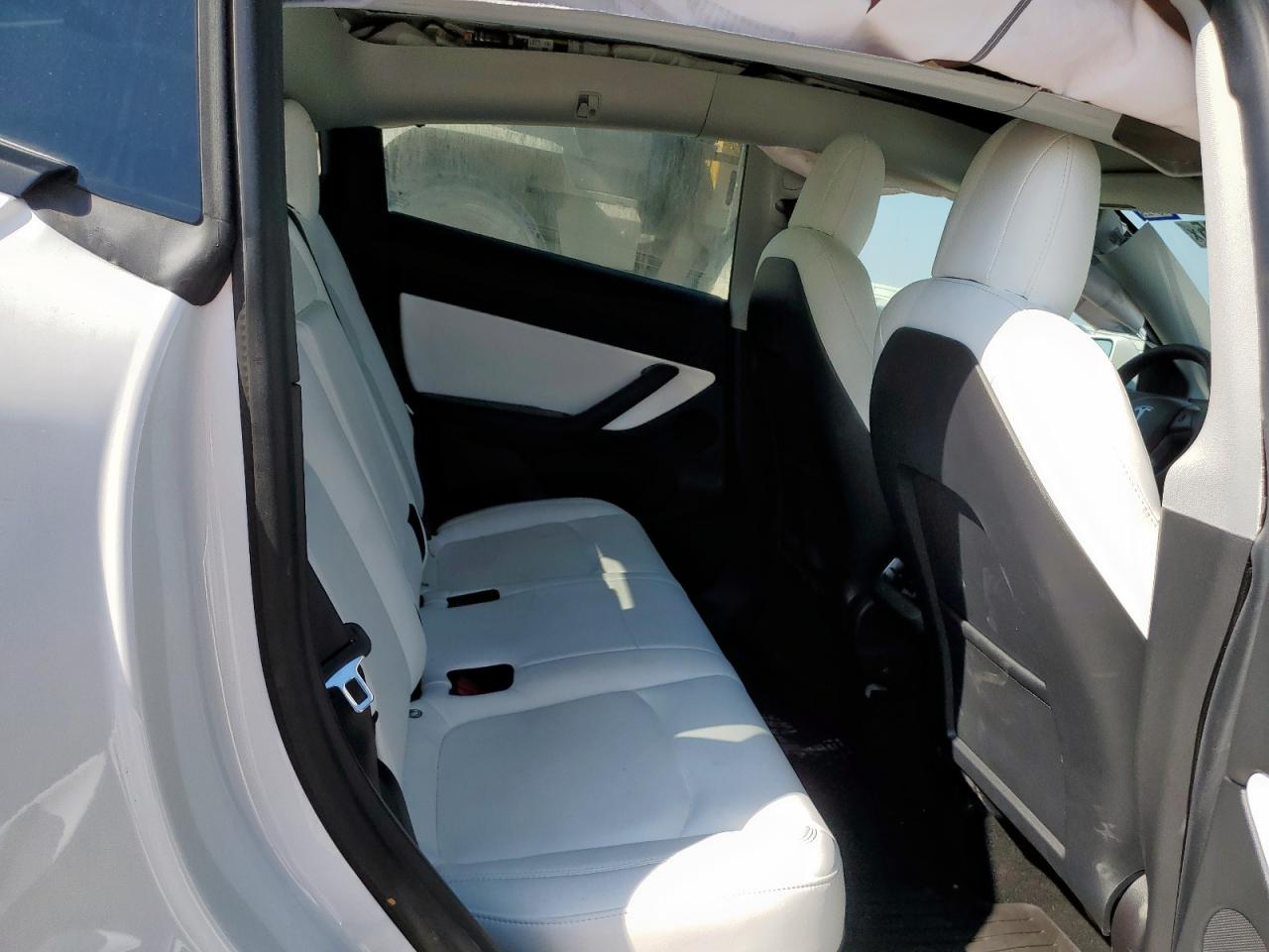 2021 Tesla Model Y VIN: 5YJYGDEE3MF145051 Lot: 71403305