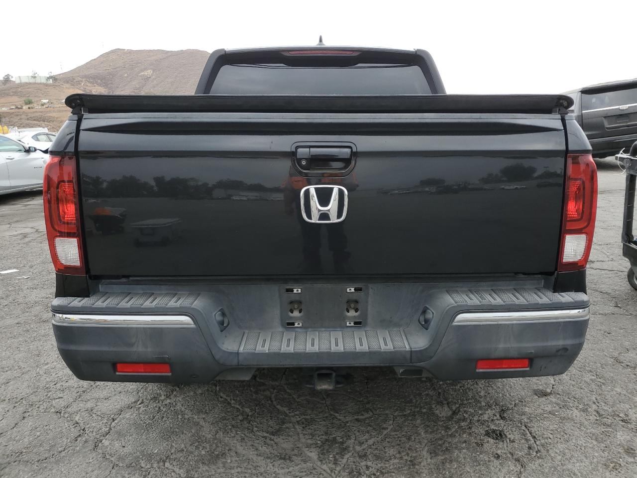 2018 Honda Ridgeline Sport VIN: 5FPYK2F15JB001728 Lot: 80258805