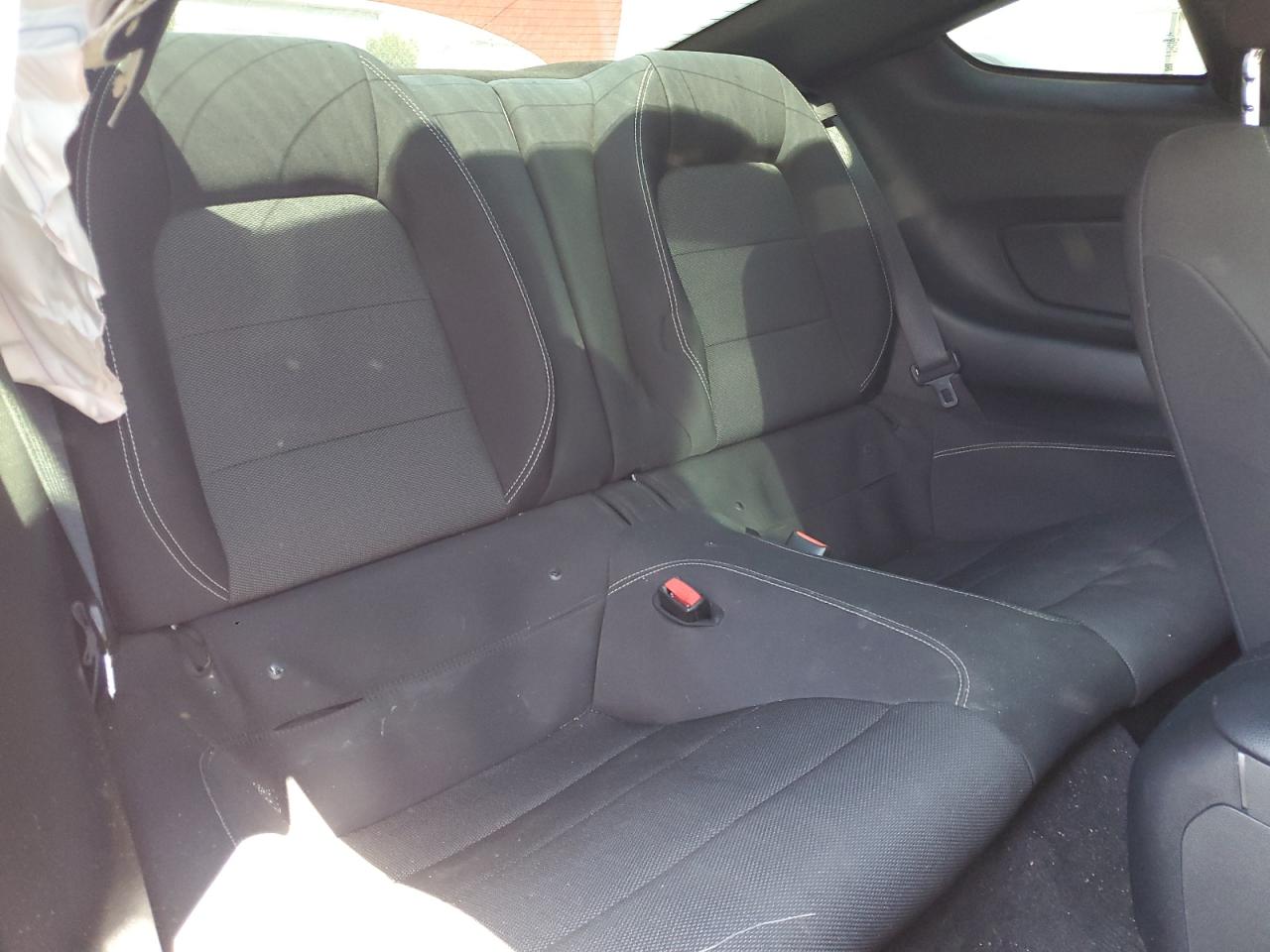 2016 Ford Mustang VIN: 1FA6P8AM1G5215881 Lot: 80510255