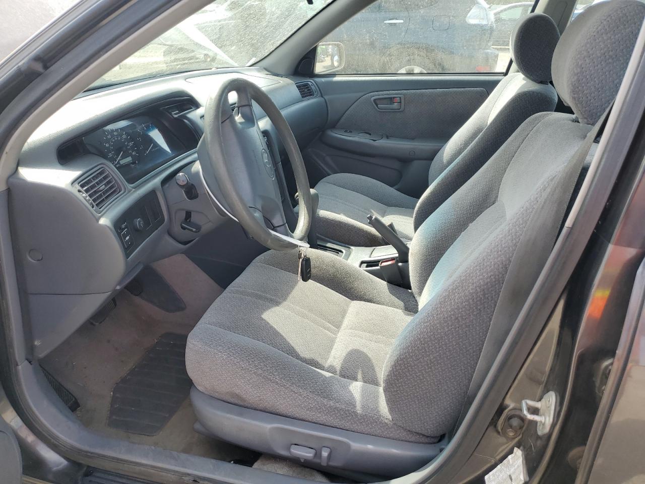 2000 Toyota Camry Ce VIN: JT2BG22K8Y0403310 Lot: 81339785