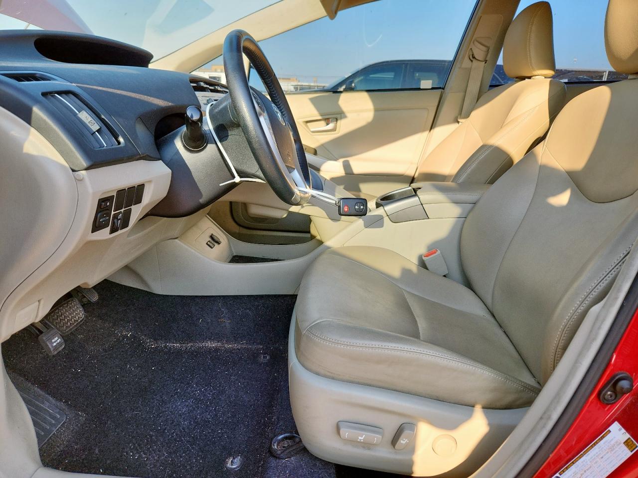 2014 Toyota Prius VIN: JTDKN3DUXE1772015 Lot: 80760155