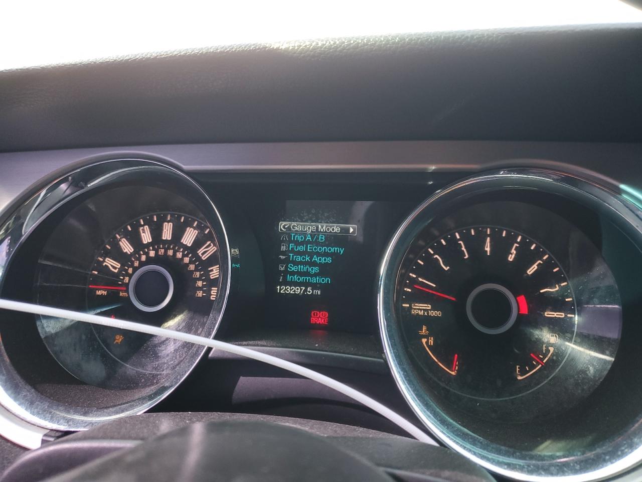 2014 Ford Mustang VIN: 1ZVBP8EM8E5260331 Lot: 84208805