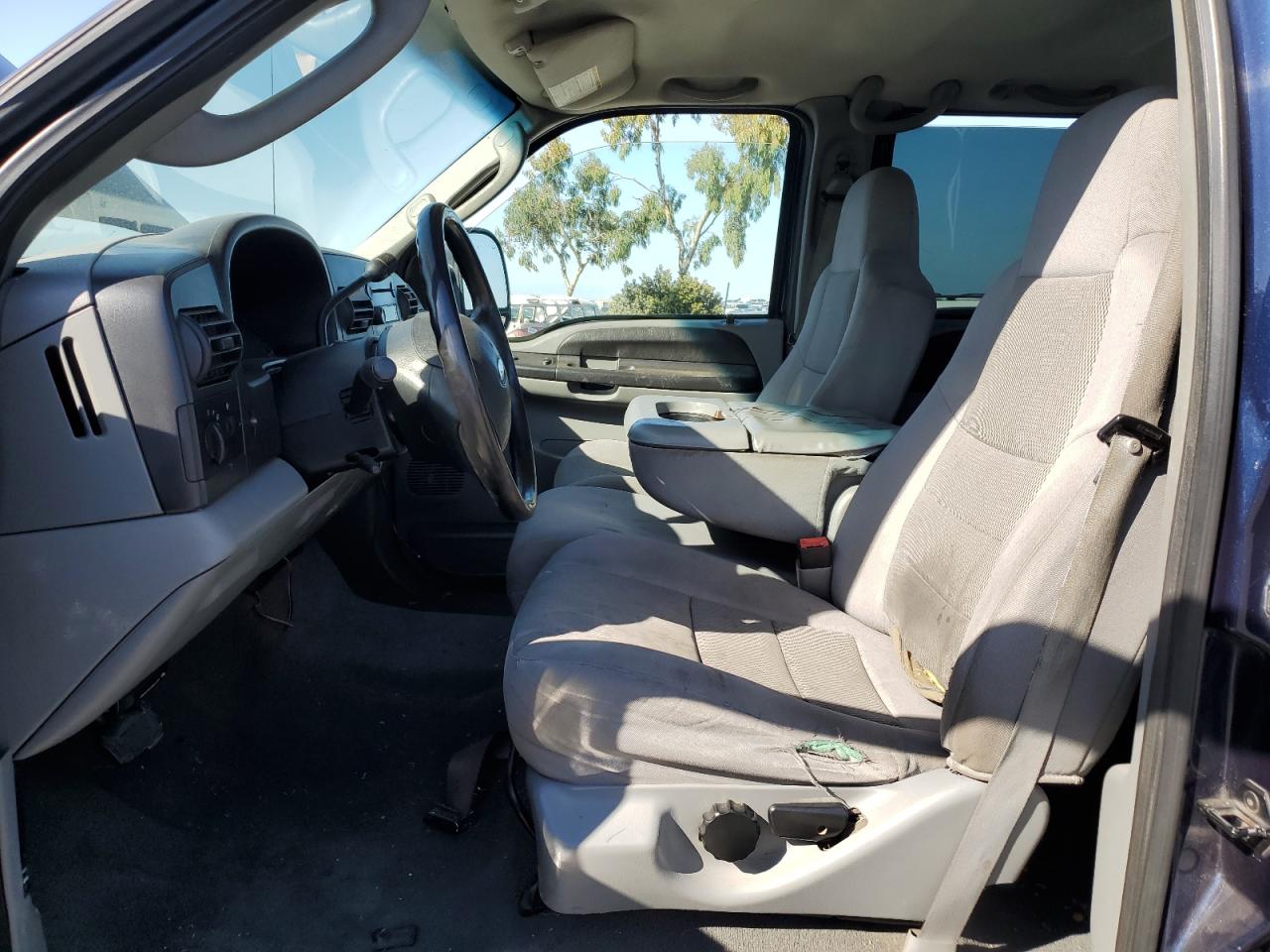 2005 Ford F250 Super Duty VIN: 1FTSW21PX5ED20449 Lot: 81869695