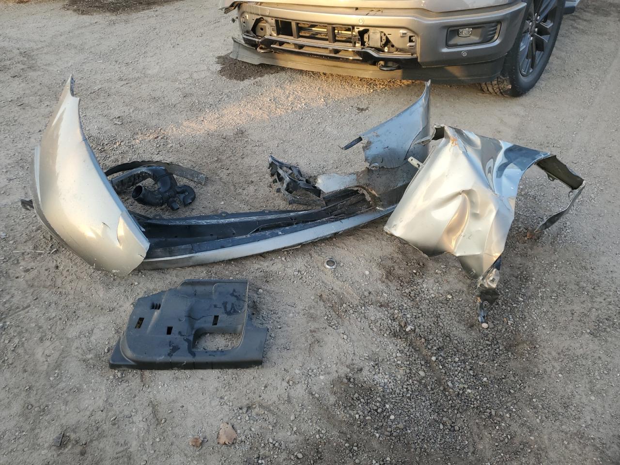 2007 Honda Civic Dx VIN: 2HGFA16317H040562 Lot: 70352305