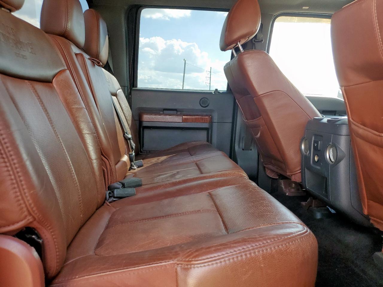 2011 Ford F250 Super Duty VIN: 1FT7W2BT0BEB13419 Lot: 81824235