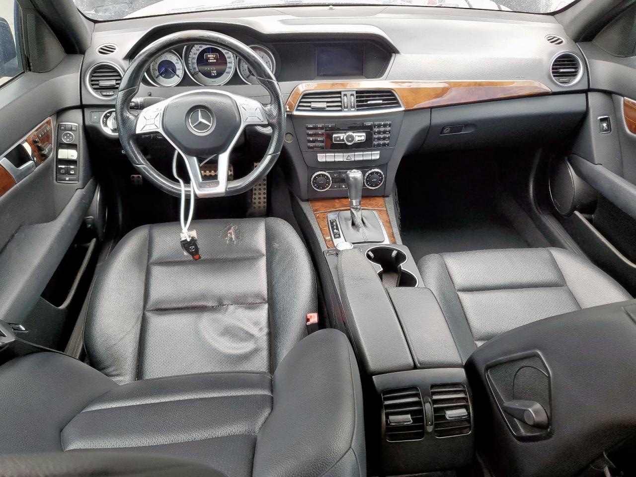 2014 Mercedes-Benz C 250 VIN: WDDGF4HB5EA957645 Lot: 84032505