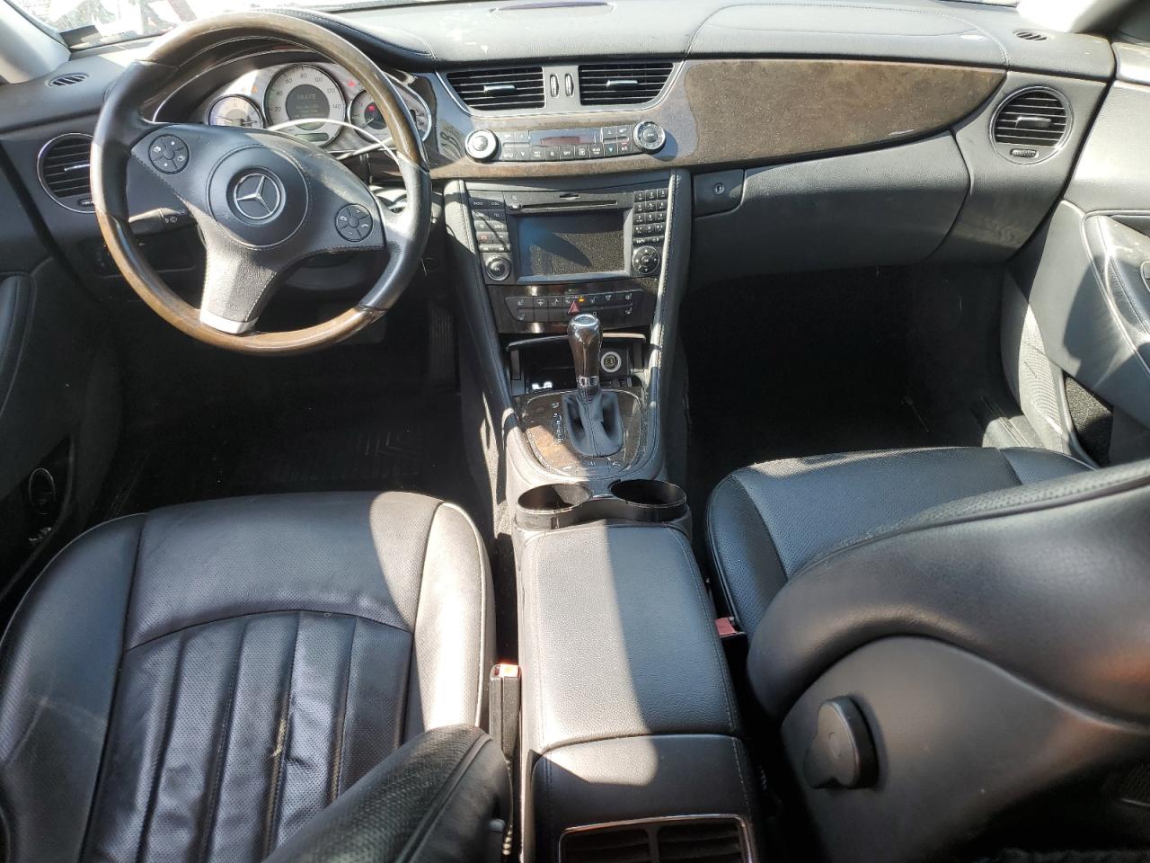 2009 Mercedes-Benz Cls 550 VIN: WDDDJ72XX9A142757 Lot: 84751135