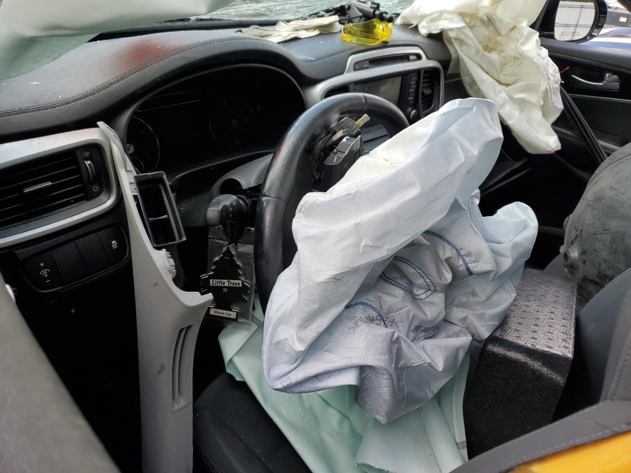 2018 Kia Sorento Lx VIN: 5XYPG4A38JG415847 Lot: 71008525