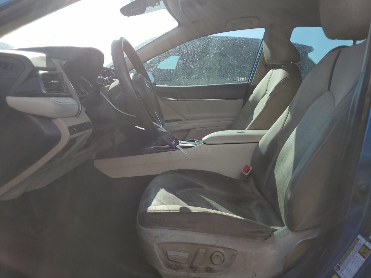2020 Toyota Camry Le VIN: 4T1C11AKXLU343245 Lot: 80096215