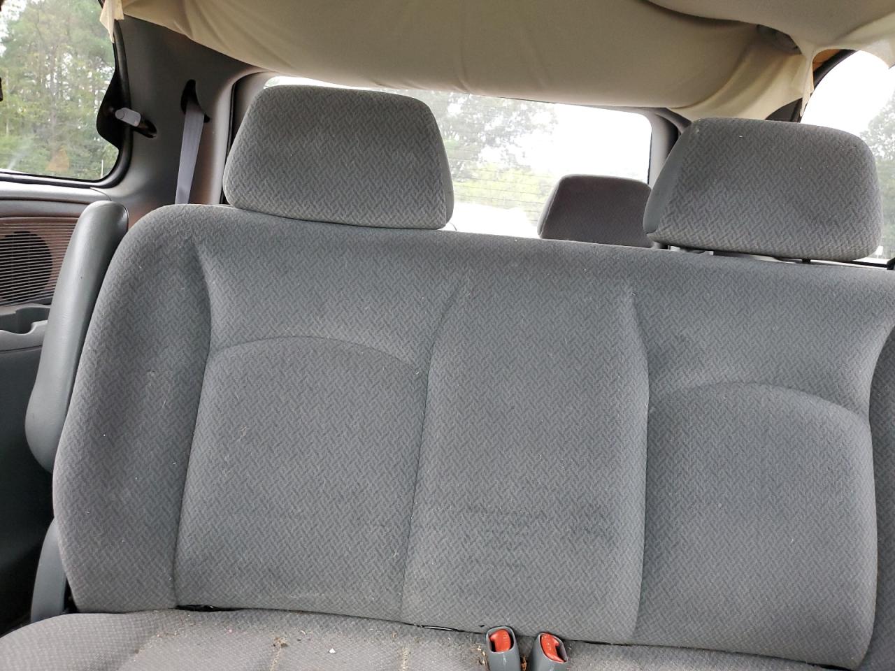 2005 Chrysler Town & Country VIN: 1C4GP45R35B390158 Lot: 84560615