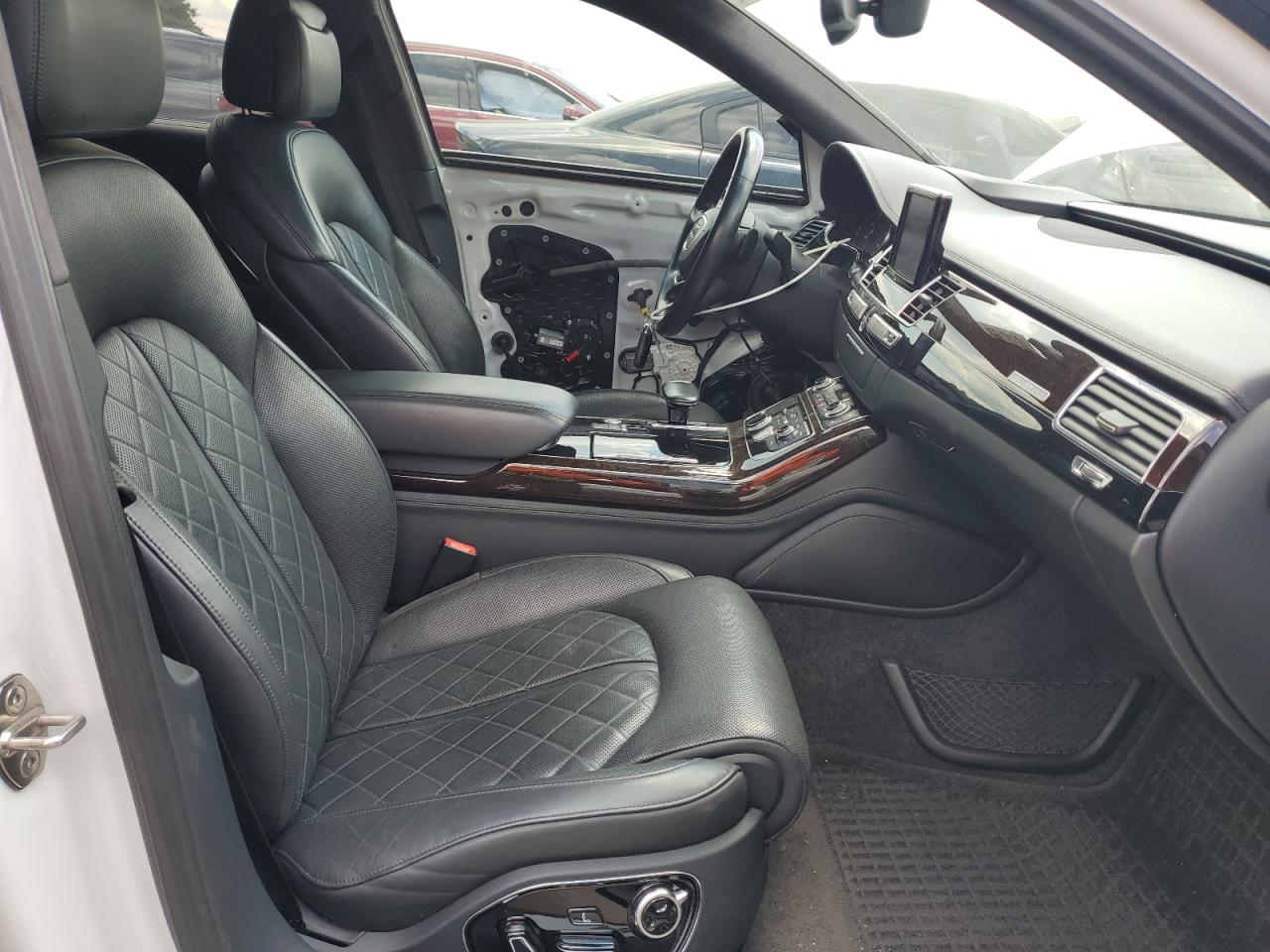 2017 Audi A8 L Quattro VIN: WAU43AFD6HN019804 Lot: 70745785