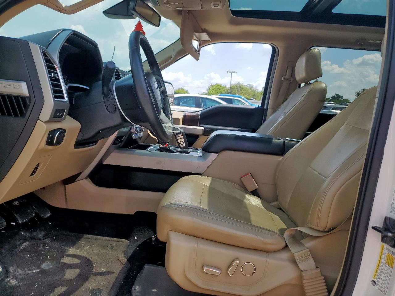 2015 Ford F150 Supercrew VIN: 1FTEW1CG1FFB90576 Lot: 70807685