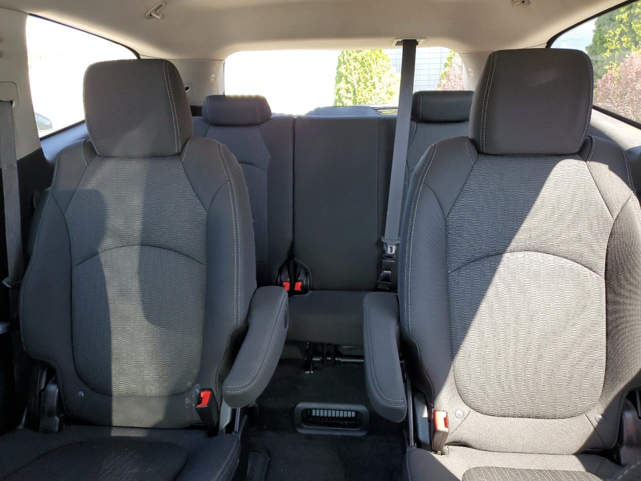 2014 Chevrolet Traverse Lt VIN: 1GNKRGKD5EJ192161 Lot: 84272075