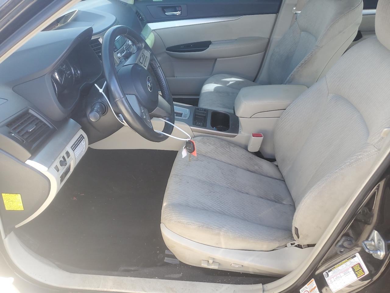 2010 Subaru Legacy 2.5I Premium VIN: 4S3BMBG61A3219326 Lot: 81646995