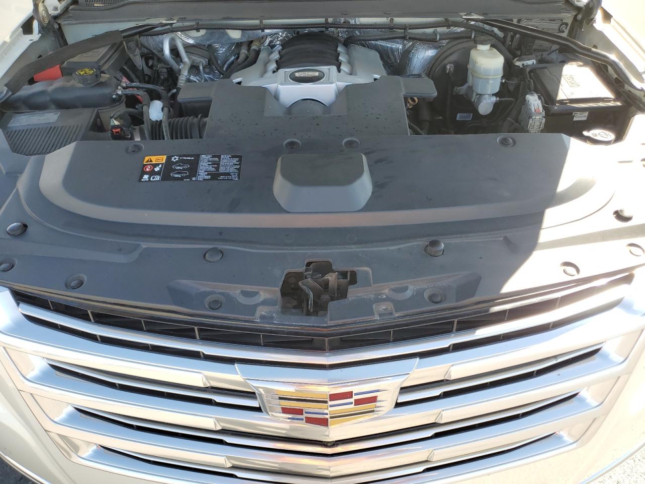 2015 Cadillac Escalade Platinum VIN: 1GYS4PKJ3FR677229 Lot: 84644125