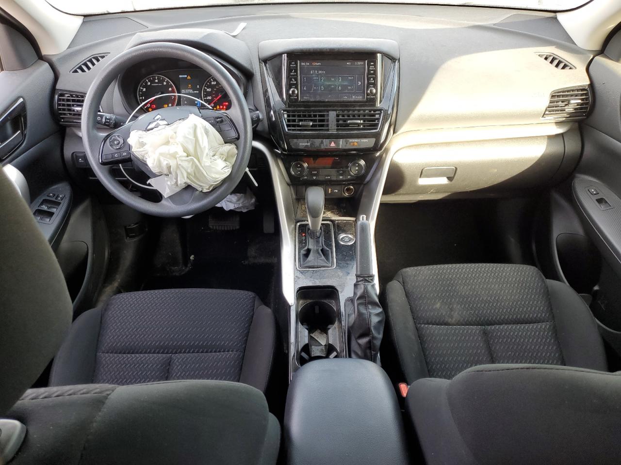 2024 Mitsubishi Eclipse Cross Es VIN: JA4ATUAA8RZ070357 Lot: 81191585