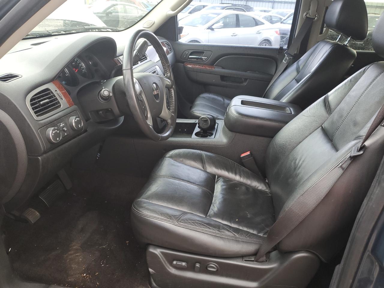 2010 GMC Yukon Slt VIN: 1GKUKCE01AR245784 Lot: 81583075