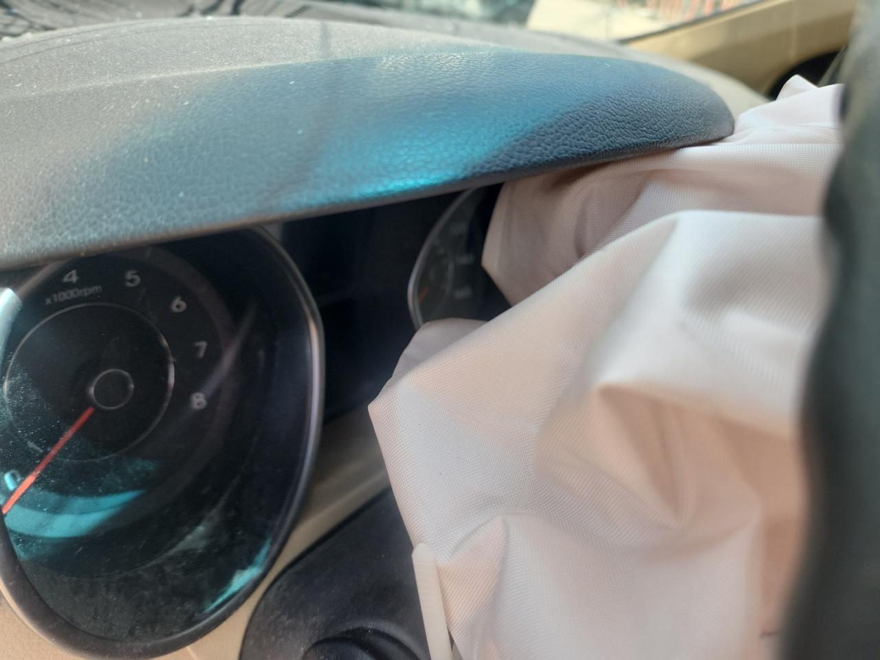 2013 Hyundai Elantra Gls VIN: 5NPDH4AE8DH239624 Lot: 71497325