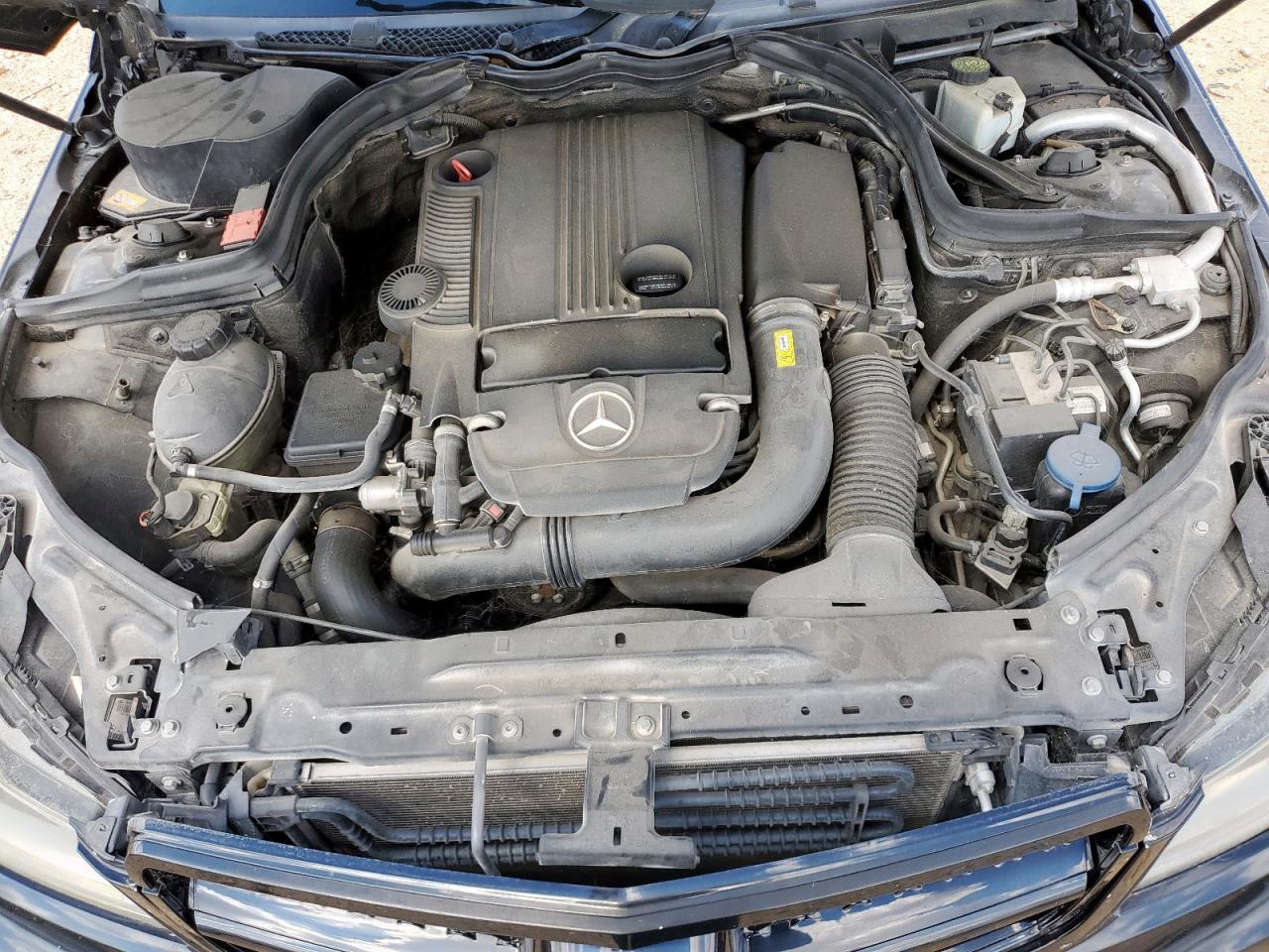 2013 Mercedes-Benz C 250 VIN: WDDGJ4HB0DG011298 Lot: 70718675