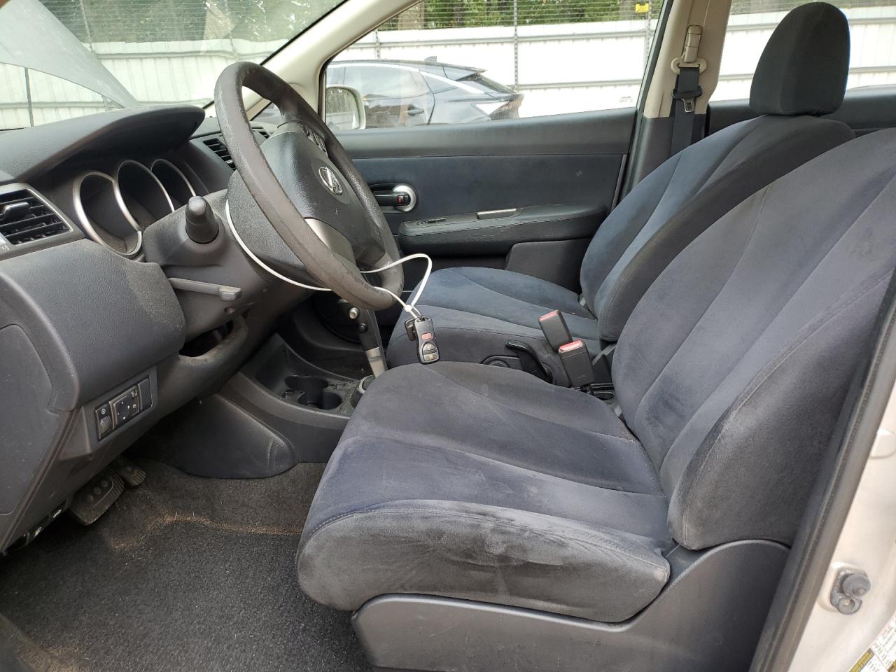 2008 Nissan Versa S VIN: 3N1BC11EX8L393443 Lot: 81806535