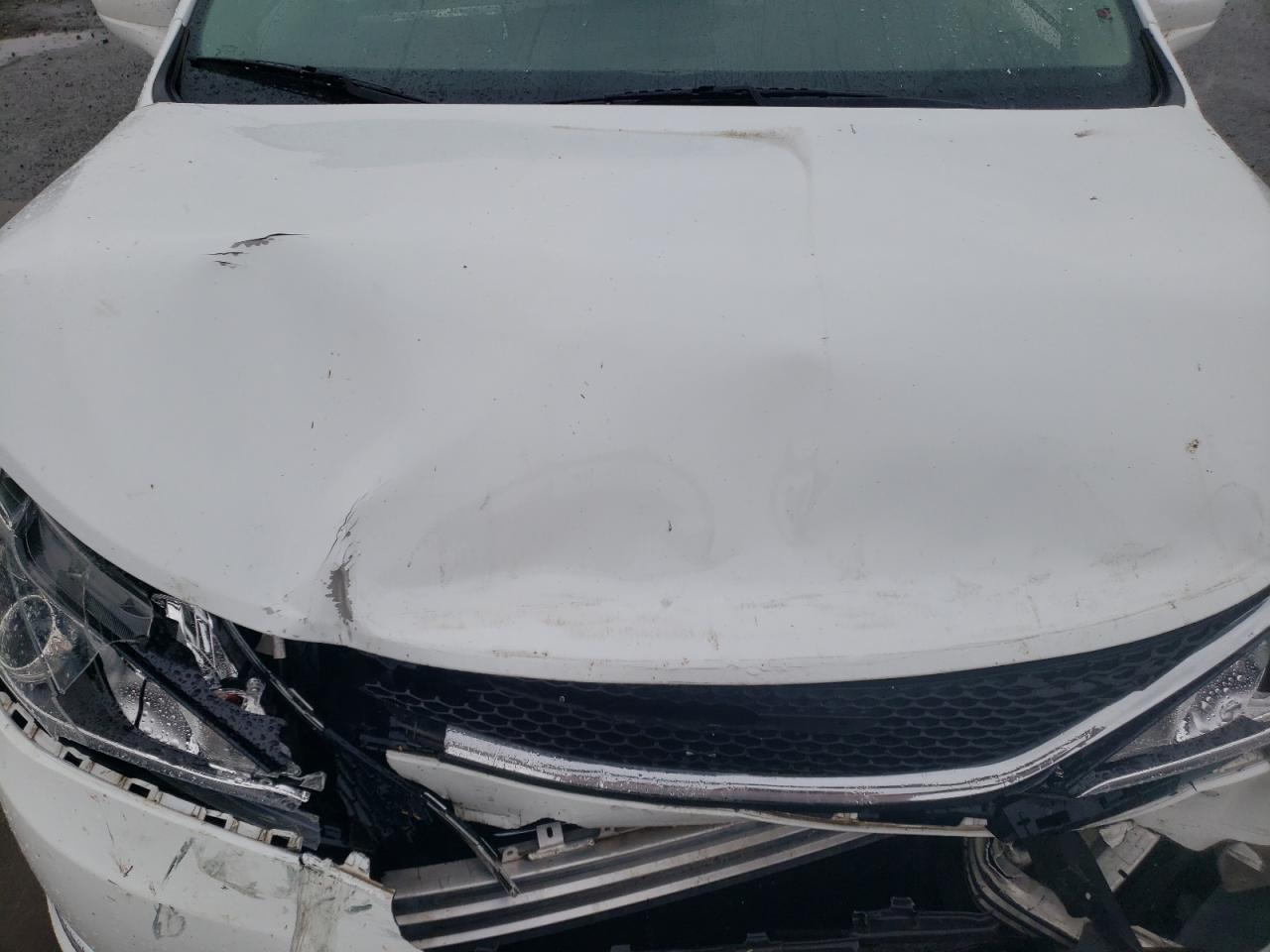 2017 Chrysler Pacifica Touring L VIN: 2C4RC1BG0HR720608 Lot: 81839805