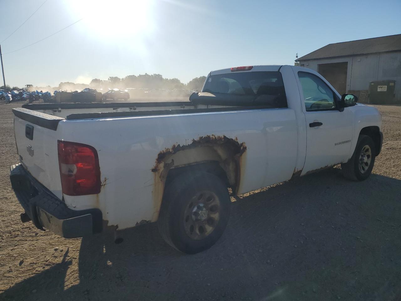 2008 Chevrolet Silverado C1500 white null gasoline 1GCEC14X78Z225209 photo #4