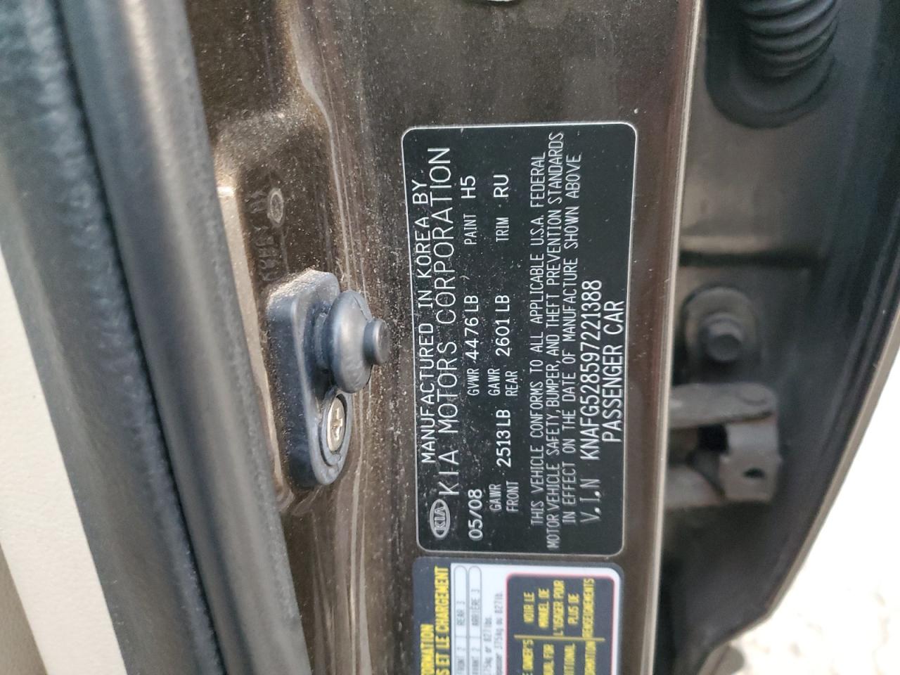 2009 Kia Rondo Base VIN: KNAFG528597221388 Lot: 71977985