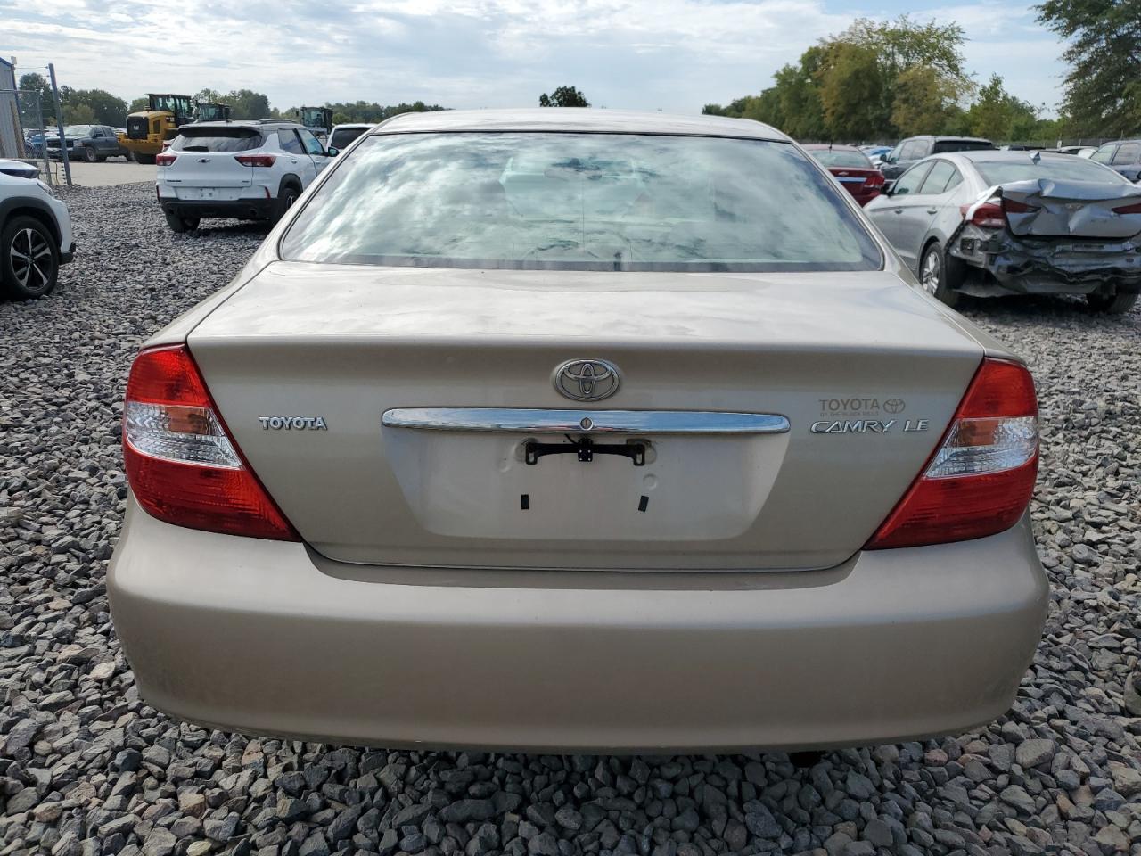 2003 Toyota Camry Le VIN: 4T1BE32K73U258230 Lot: 71772975