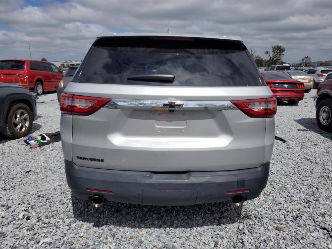 2021 Chevrolet Traverse Ls VIN: 1GNERFKW6MJ116990 Lot: 84774265