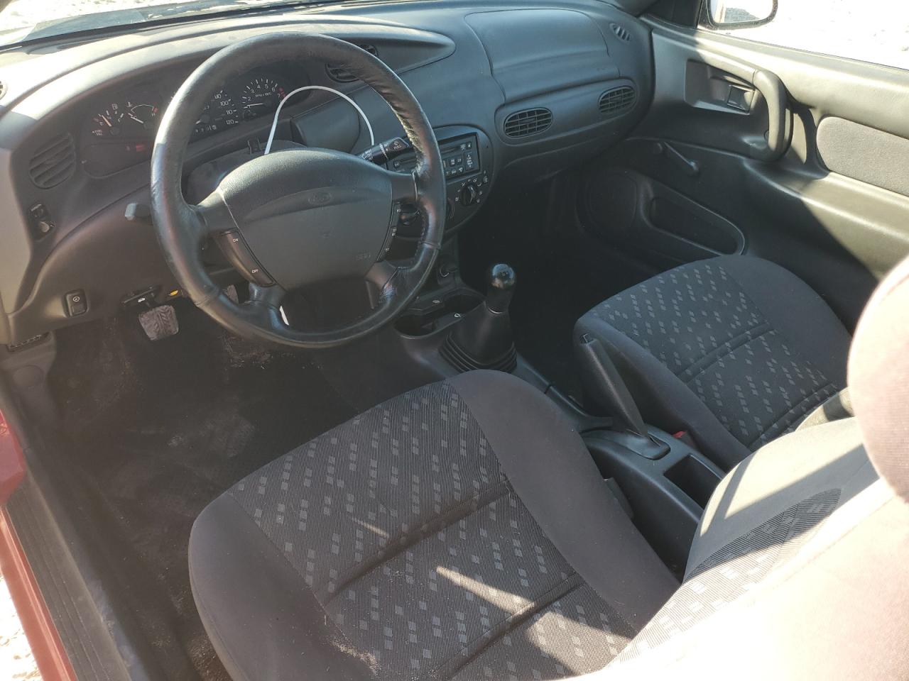 2003 Ford Escort Zx2 VIN: 3FAFP113X3R165021 Lot: 84242185