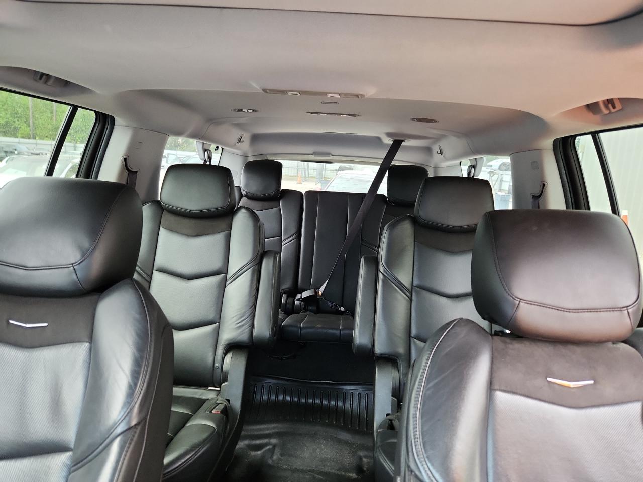 2015 Cadillac Escalade Esv Luxury VIN: 1GYS3HKJ4FR277575 Lot: 70989265