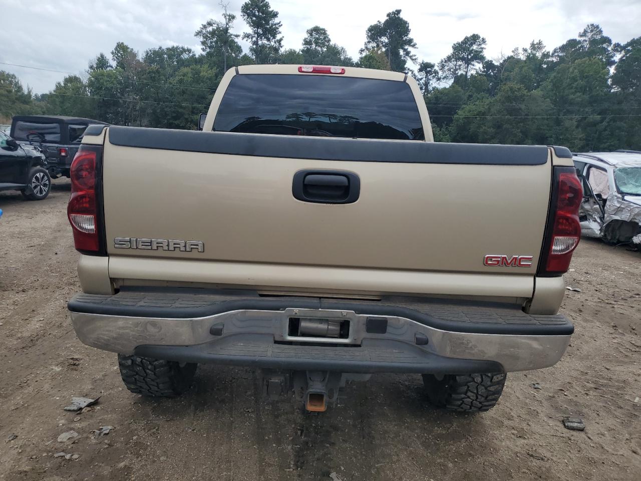 2004 GMC Sierra K2500 Heavy Duty VIN: 1GTHK29U54E325542 Lot: 81564355