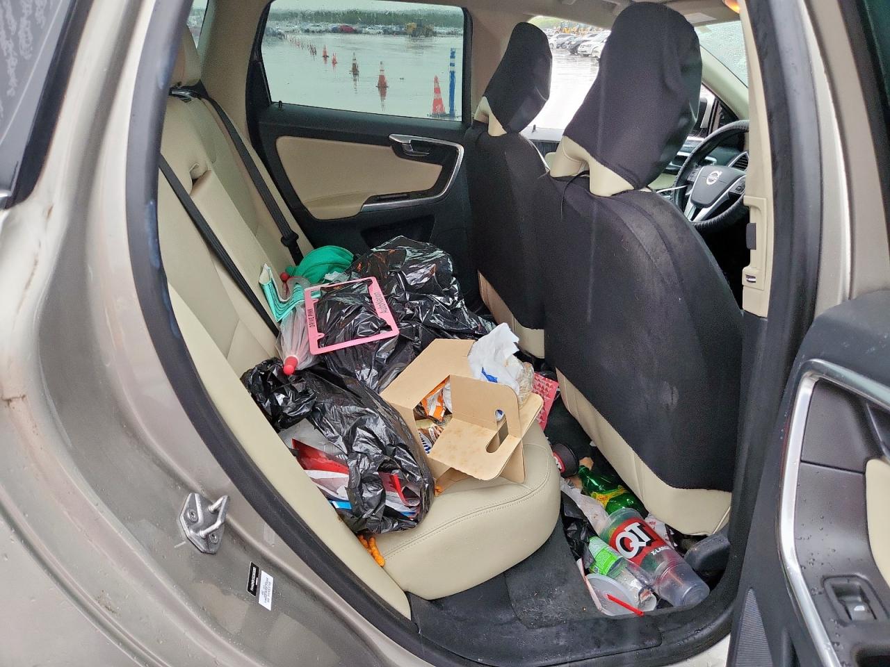 2016 Volvo Xc60 T5 Premier VIN: YV440MDK5G2869080 Lot: 82133695