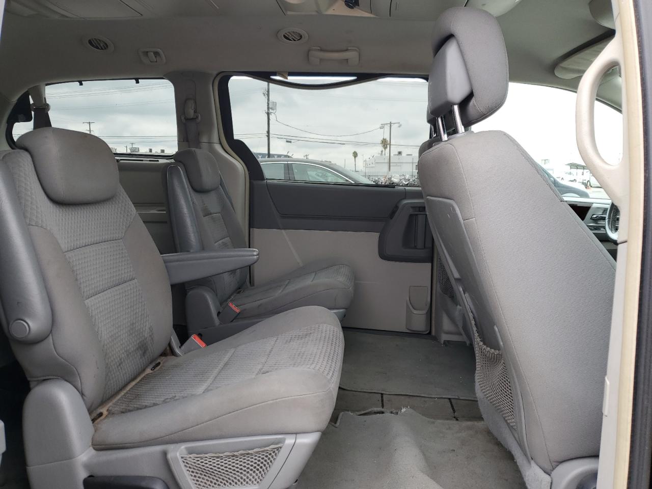 2010 Chrysler Town & Country Touring VIN: 2A4RR5D14AR494300 Lot: 84429615