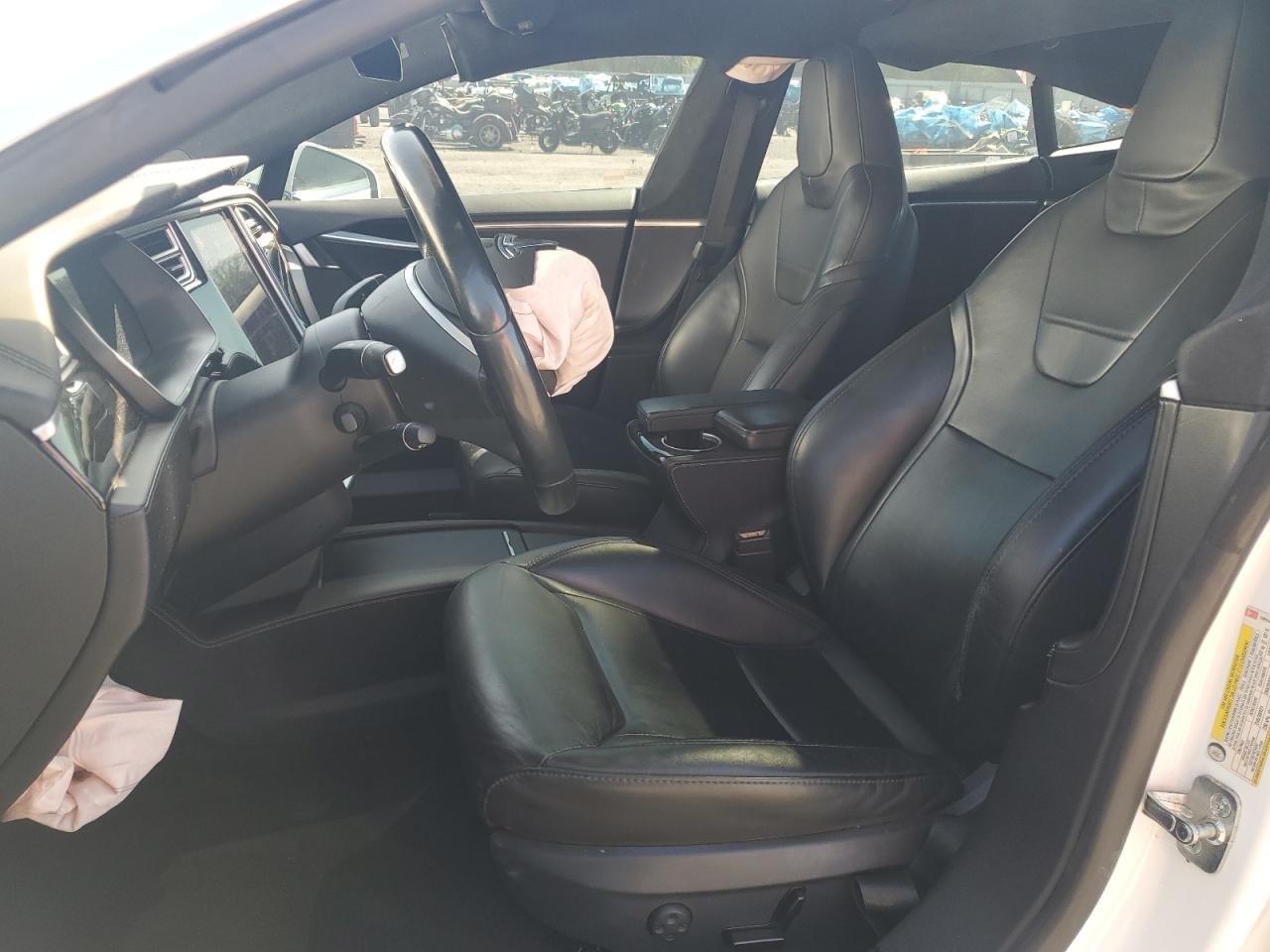 2016 Tesla Model S VIN: 5YJSA1E29GF159245 Lot: 81042875