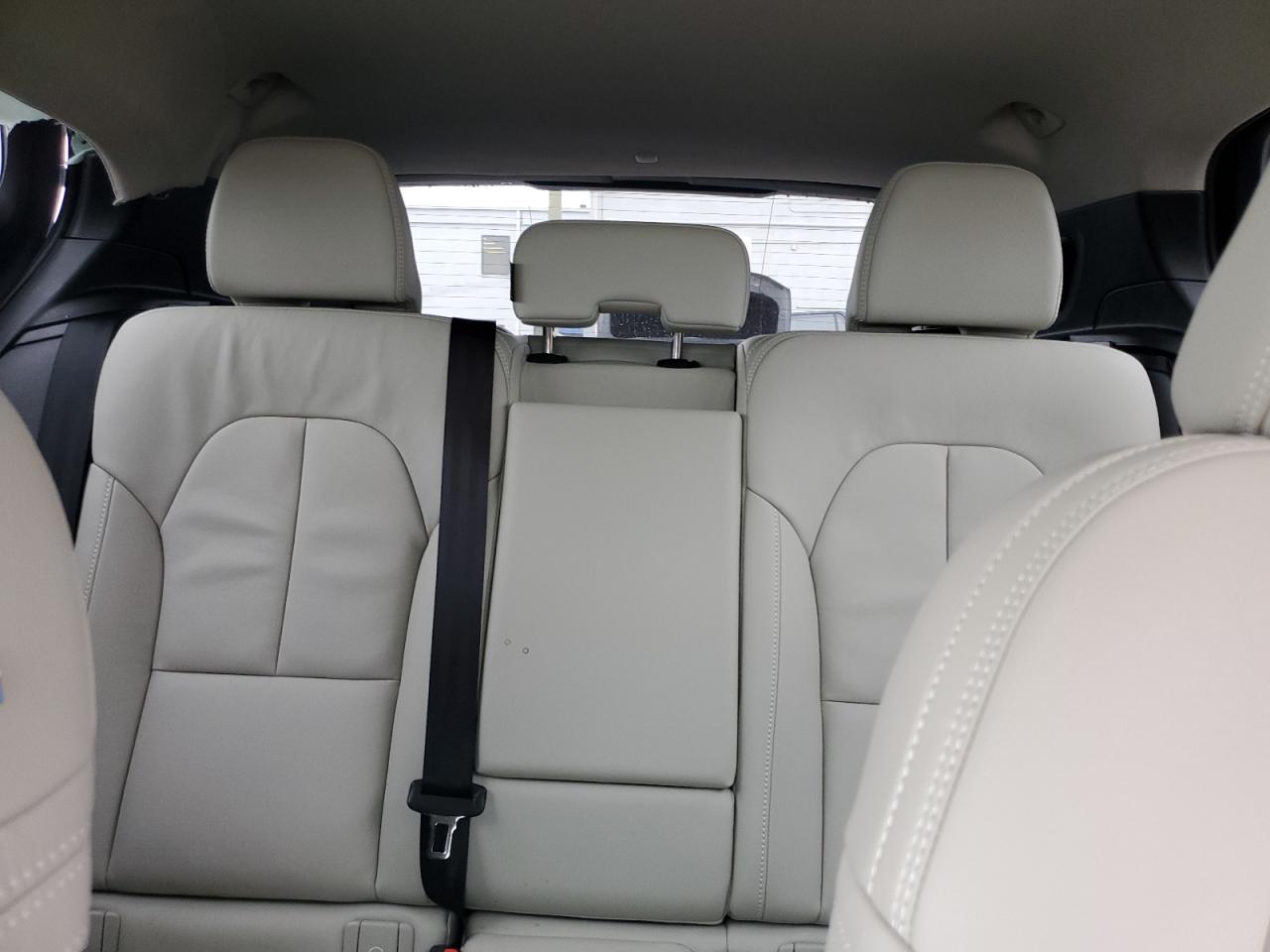 2025 Volvo Xc40 Ultra VIN: YV4L12UFXS2571181 Lot: 84181275